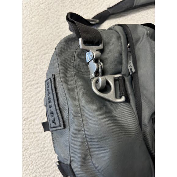 Oakley Mechanism Duffel Bag Grey Tactical Field Gear Large Pack - Picture 4 of 15